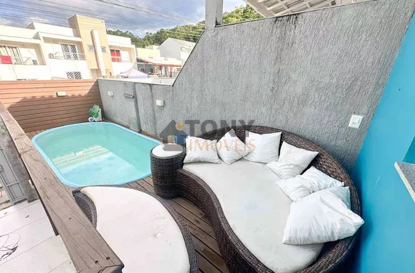 Casa mobiliada com piscina - Palhoça 