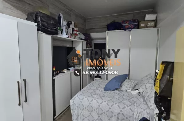 Casa casa comercial à venda no bairro Bela Vista - São José - SC.