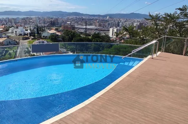 MARAVILHOSA CASA NO BOSQUE DAS MANSÕES ! ACEITA PERMUTA