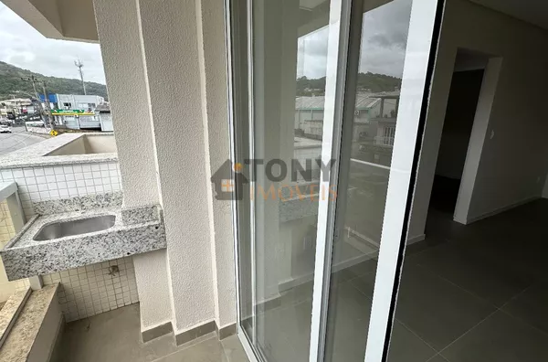 APARTAMENTO 2 QUARTOS COM SUITE IPIRANGA 