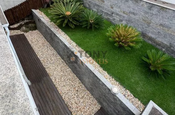 Bellissíma casa com 3 Quartos e 4 banheiros à Venda, 310 m² - Pedra Branca - Palhoça. - Foto 25