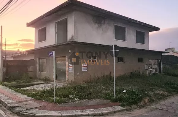 Casa comercial e residencial