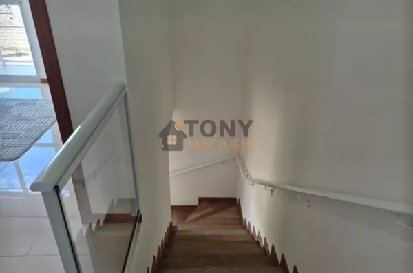 Prédio com 3 apartamentos independentes – perfeito para morar + investir ou gerar renda, localiza na praia do Sonho - Palhoça. - Foto 9