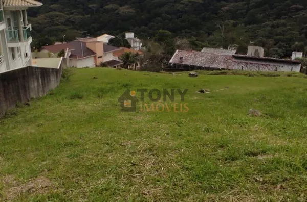 TERRENO COM 1500M2 NO CONDOMINIO BOSQUE DAS MANSOES