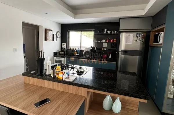 Bellissíma casa com 3 Quartos e 4 banheiros à Venda, 310 m² - Pedra Branca - Palhoça. - Foto 10