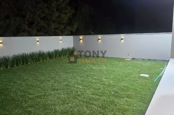 Luxuosa casa de 3 dormitórios sendo 1 suíte com 4 vagas de garagem - localizado no bairro Potecas - São José - SC - Foto 16