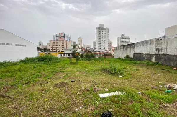 TERRENO COMERCIAL E RESIDENCIAL - 6 PAVIMENTOS  - JARDIM ATLÂNTICO - FPOLIS