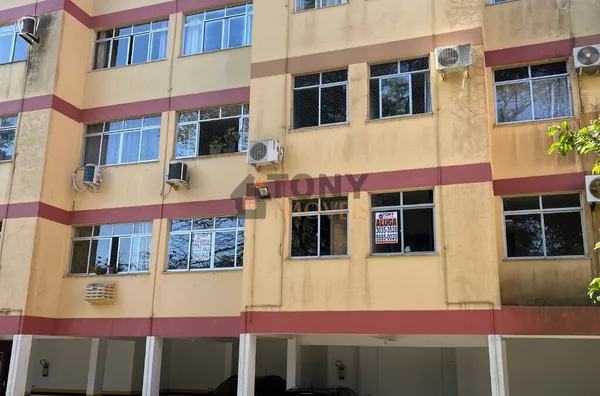 Ap Capoeiras, Fpolis, 3 dorm, 1 banheiro, vaga rotativa.