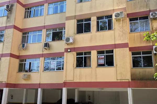 Ap Capoeiras, Fpolis, 3 dorm, 1 banheiro, vaga rotativa.