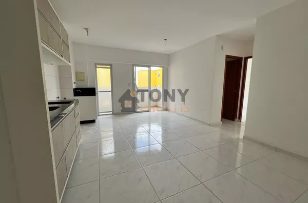 Apartamento 2 quartos bem localizado em São José