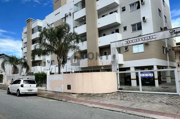 Apartamento 2 quartos bem localizado em São José