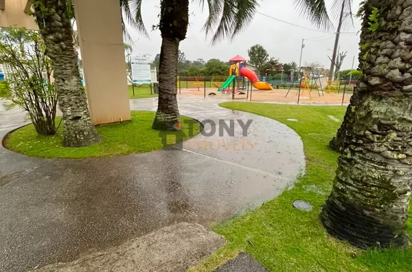 CASA COM 2 DORMITÓRIO EM CONDOMÍNIO FECHADO
