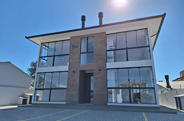 APARTAMENTO 3 QUARTOS A 150 METROS DA PRAIA PINHEIRA