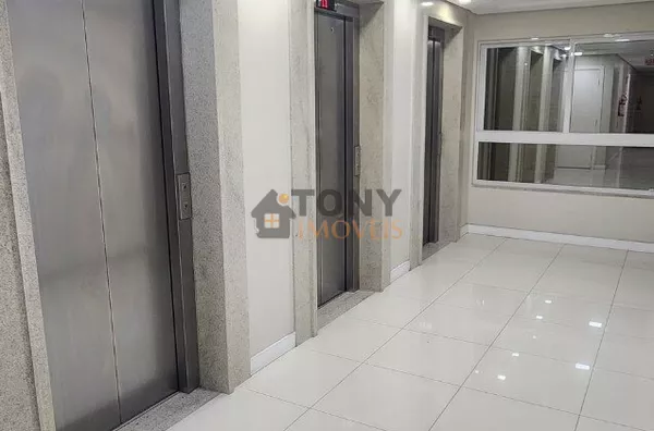 Sala comercial semi mobiliada com 28m2 em SÃO JOSÉ - SC