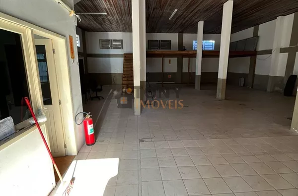 galpão com 320m² - Foto 3