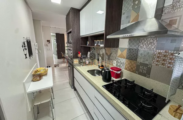 INCRIVEL APARTAMENTO 3 QUARTOS COM 2 VAGAS E VISTA MAR BARREIROS - Foto 7