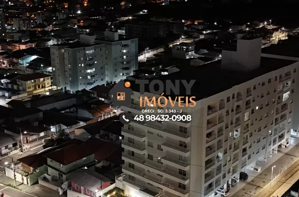 Apartamento de 2 dormitórios sendo 1 suíte com porteira fechada no bairro Bela Vista - São José.