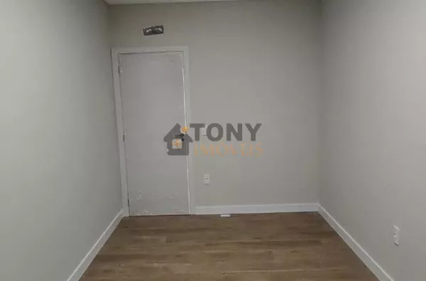 Luxuosa casa de 3 dormitórios sendo 1 suíte com 4 vagas de garagem - localizado no bairro Potecas - São José - SC - Foto 8