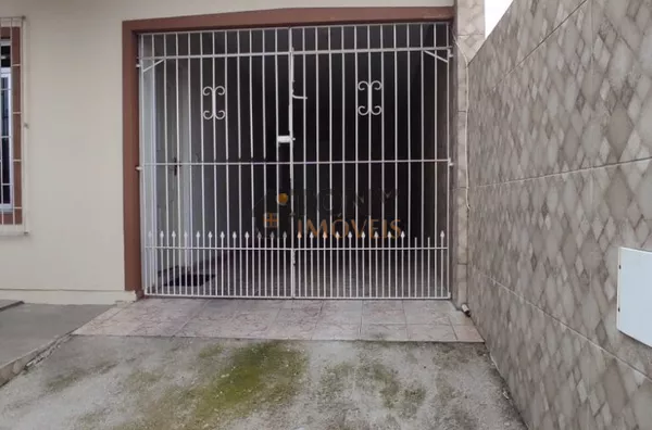 CASA COMERCIAL NA AV DAS TORRES COM 5 APARTAMENTOS 