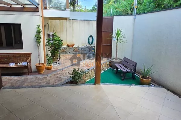 Casa exclusiva pé na areia com 3 suítes e com piscina de frente para o mar localizada em São Miguel - Biguaçú - SC - Foto 17