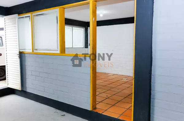 ÓTIMO GALPÃO COM 474m² AO LADO DA BR COM RENDA DE 7 MIL - Foto 11
