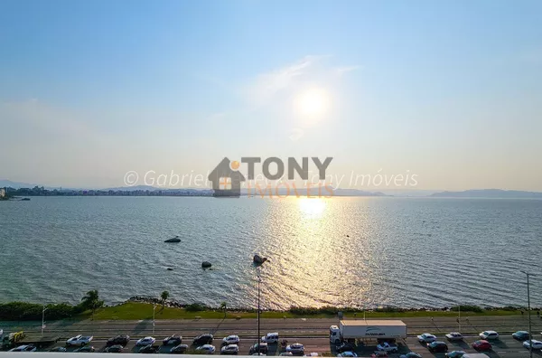 APARTAMENTO NA BEIRA MAR COM 3 SUITES EM FLORIANOPOLIS 