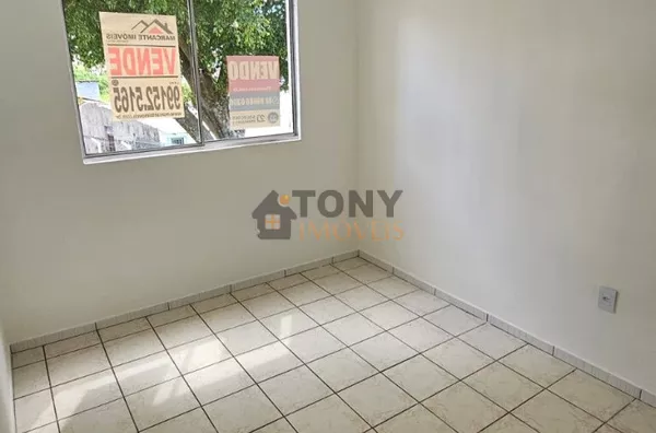 APARTAMENTO COM 2 QUARTOS NA SERRARIA