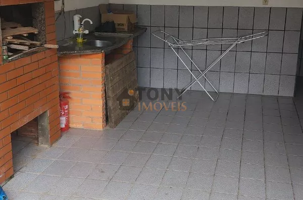 Casa à venda, 03 quartos, sendo 01 suíte e 07 vagas no bairro Ipiranga - São José - SC - Foto 19