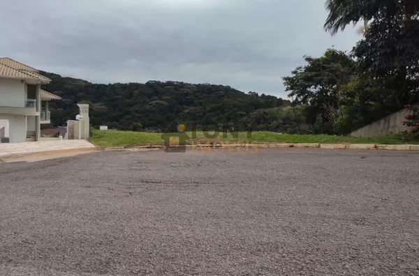TERRENO COM 1500M2 NO CONDOMINIO BOSQUE DAS MANSOES