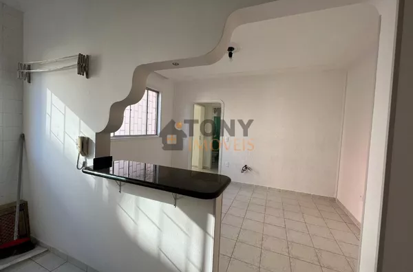 Apartamento de dois dormitórios com vaga de estacionamento - Foto 8