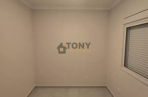 Linda casa de 3 dormitórios sendo 1 suíte em Forquilhas - São José -SC