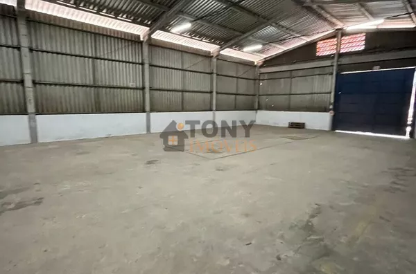 GALPÃO COM 460M² EM AREIAS 