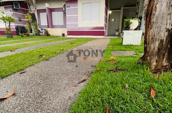 CASA COM 2 DORMITÓRIO EM CONDOMÍNIO FECHADO