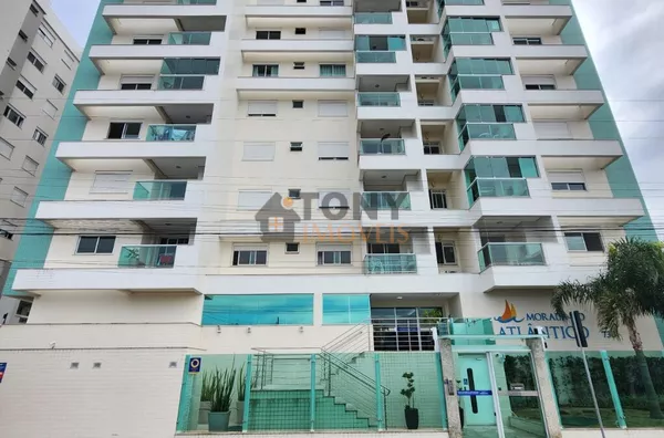 Lindo e amplo apartamento de 3 dormitórios sendo 1 suíte em boa localização do bairro Jardim Atlântico, fácil acesso aos principais pontos da cidade.