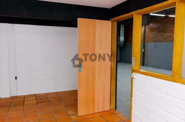 ÓTIMO GALPÃO COM 474m² AO LADO DA BR COM RENDA DE 7 MIL - Foto 12