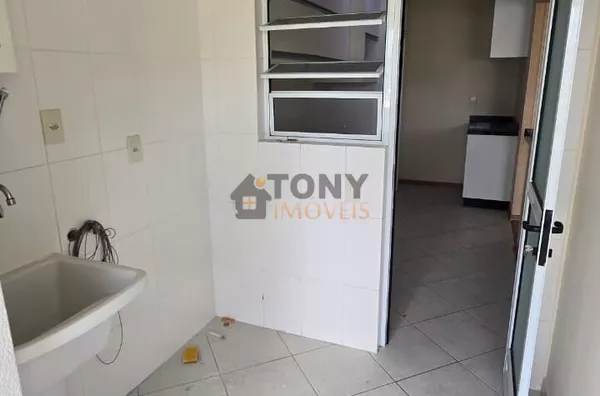 Apartamento de 3 dormitórios, 2 vagas, semiboliado localizado no Bela Vista - SC - Foto 9