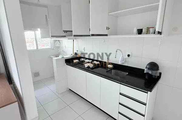 Apartamento de 2 quartos com sacada e churrasqueira 