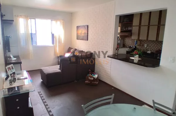 APARTAMENTO 3 QUARTOS NO FLORESTA ESPAÇOSO COM SOL 