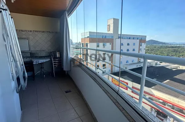 ÓTIMO APARTAMENTO NO CENTRO DA PALHOÇA COM 3 QUARTOS 