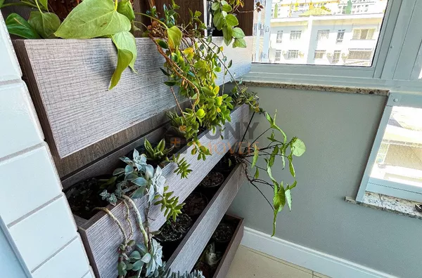  FRENTE MAR COQUEIROS 2 SUITES + CLOSET+ 2VAGAS 