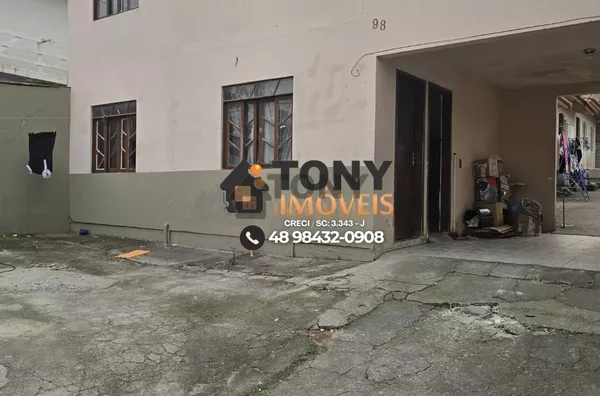Conjunto de Kitnets à venda no bairro Nossa Senhora do Rosário - São José.