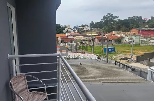 Sobrado semiboliado de 2 dormitórios com 90m2 localizado no bairro Real Parque - São José -SC - Foto 7