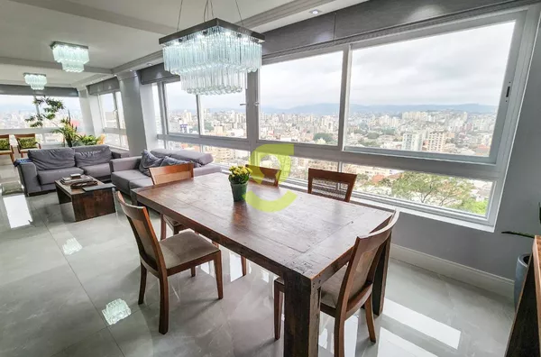 Espetacular apto, andar alto, vista livre, 203m privativos, churrasqueira, lareira, lavabo, 4 dorm, 3 suites, 3 vagas e infra!