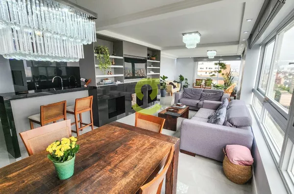 Espetacular apto, andar alto, vista livre, 203m privativos, churrasqueira, lareira, lavabo, 4 dorm, 3 suites, 3 vagas e infra!