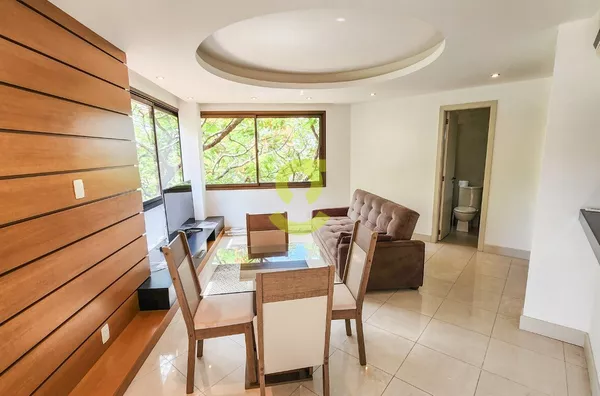 Ótimo apartamento MOBILIADO, 60m privativos, 1 dorm, ar condicionado, vaga garabem coberta e infra!