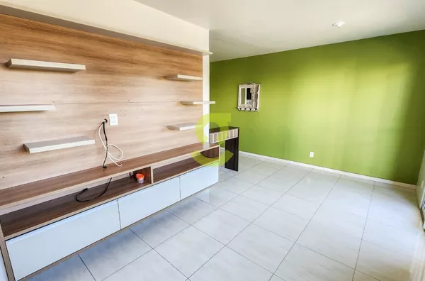 Ótimo apto, semi mobiliado, ar condicionado, sacada, 2 dorm, vaga e infra!