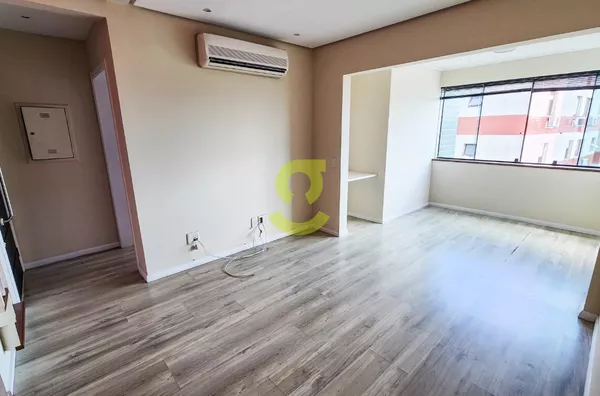 Ótima cobertura, totalmente reformada, 115m priv, ar condicionados, churrasqueira, lareira, lavabo, terraço, 1 dorm e 1 vaga!