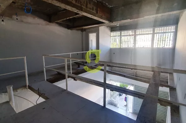 Loja NOVA, 37m, mesanino, cozinha, banheiro e 1 vaga!