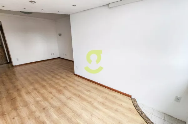 Ótimo apto andar alto, semi mobiliado, 81m priv, 3 dorm, 1vaga!