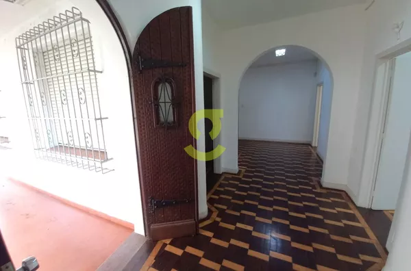 Casa comercial para aluguel,  441m², 10 ambientes, 2 banheiros, 10 vagas, Moinhos De Vento, Porto Alegre